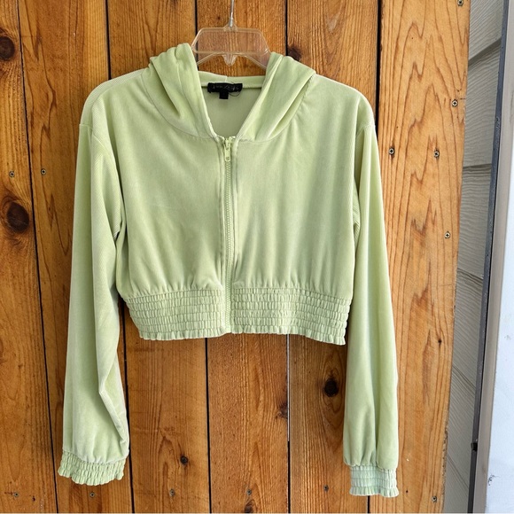 Vivre La Vie Cropped Zip Up Hooded Jacket NWOT - Picture 1 of 8
